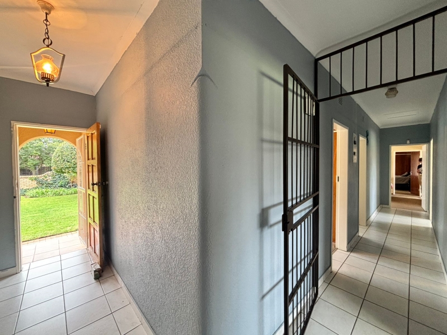 4 Bedroom Property for Sale in La Hoff North West